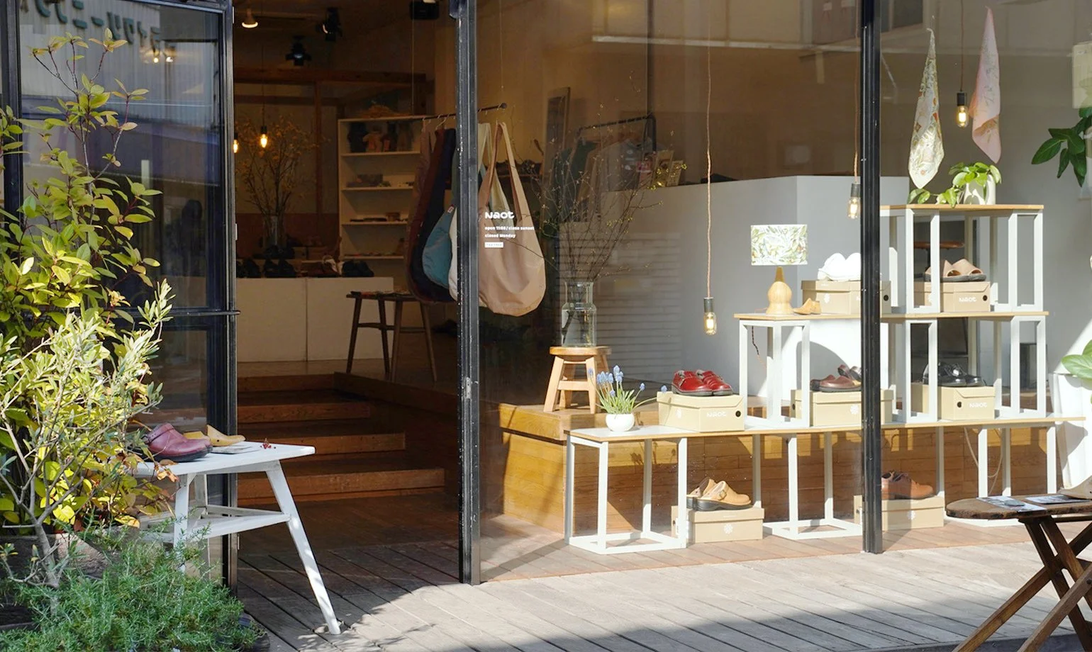NAOT NARA 店舗外観